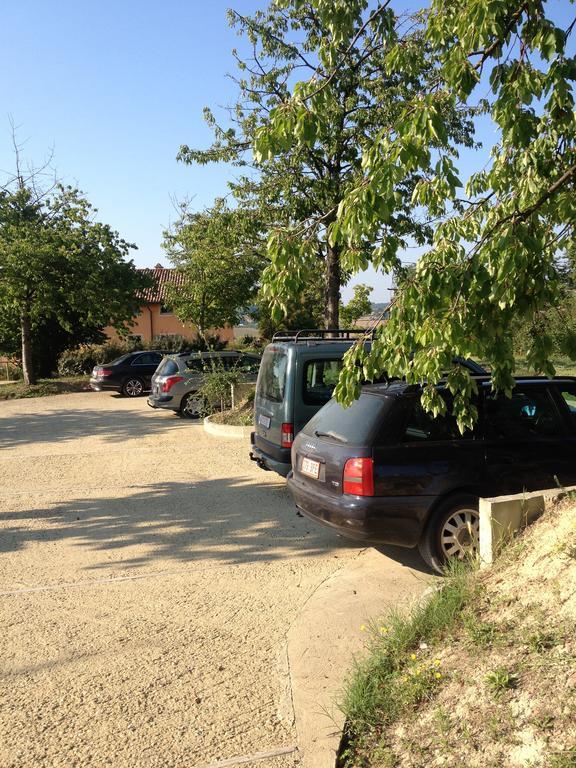 La Famulenta Garden Apartment Grazzano Badoglio Luaran gambar